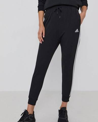 Nohavice adidas GR9604 dámske, čierna farba, s nášivkou