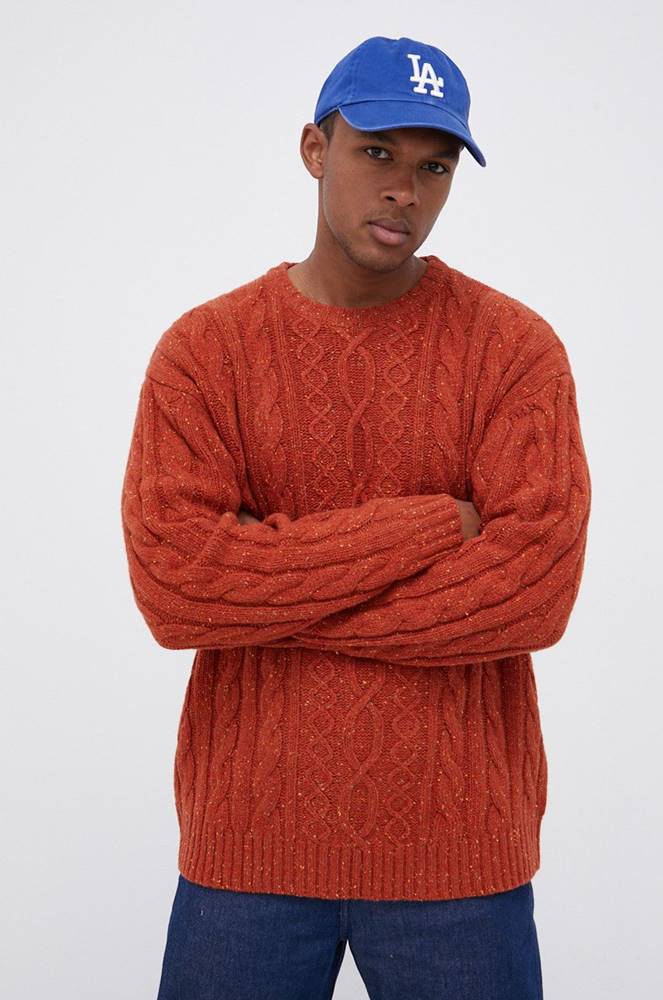 Vlnený sveter Levi's pánsky, oranžová farba, teplý