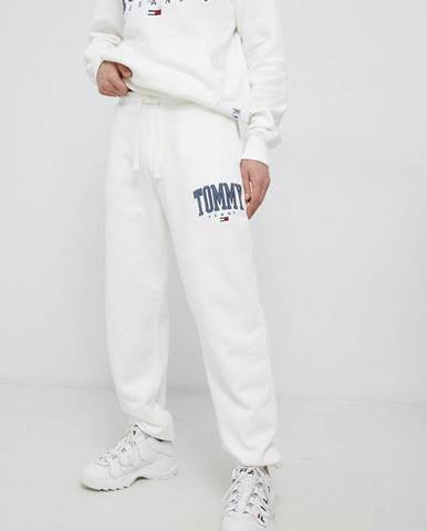 Nohavice Tommy Jeans pánske, biela farba, s nášivkou