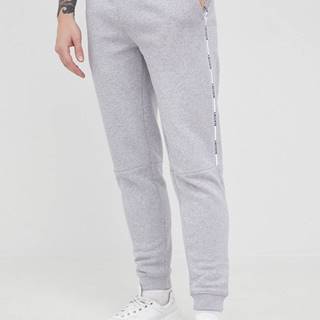 Nohavice Lacoste pánske, šedá farba, jednofarebné