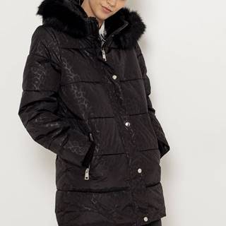 Čierny zimný prešívaný kabát s leopardím vzorom