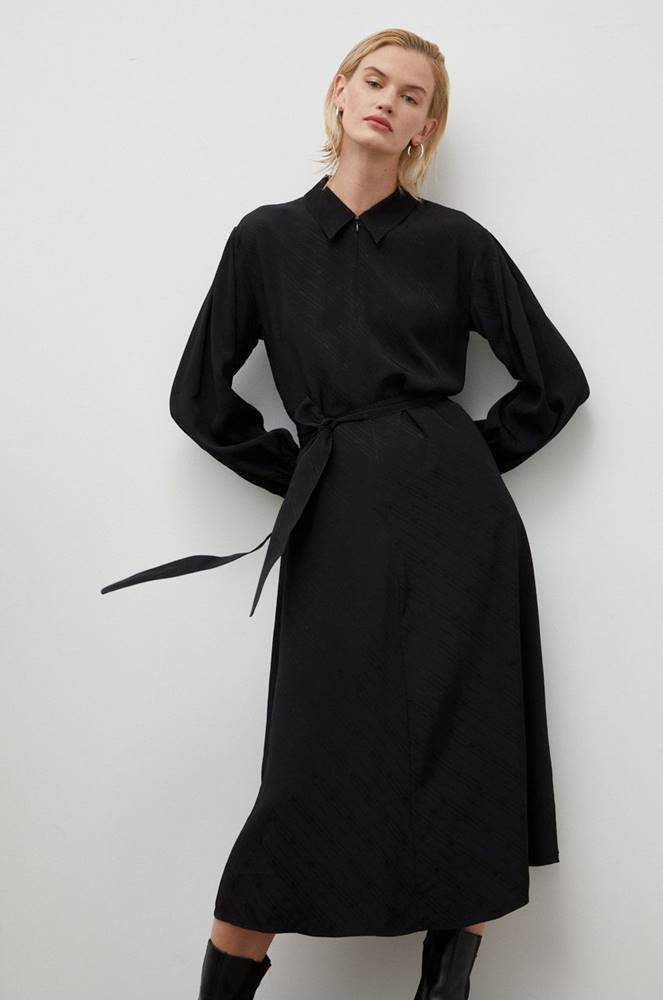 Šaty Gestuz čierna farba, maxi, rovný strih
