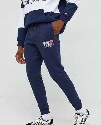 Bavlnené tepláky Tommy Jeans pánske, tmavomodrá farba, s potlačou