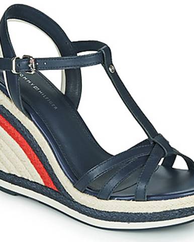 Sandále Tommy Hilfiger  TOMMY STRAPPY HIGH WEDGE